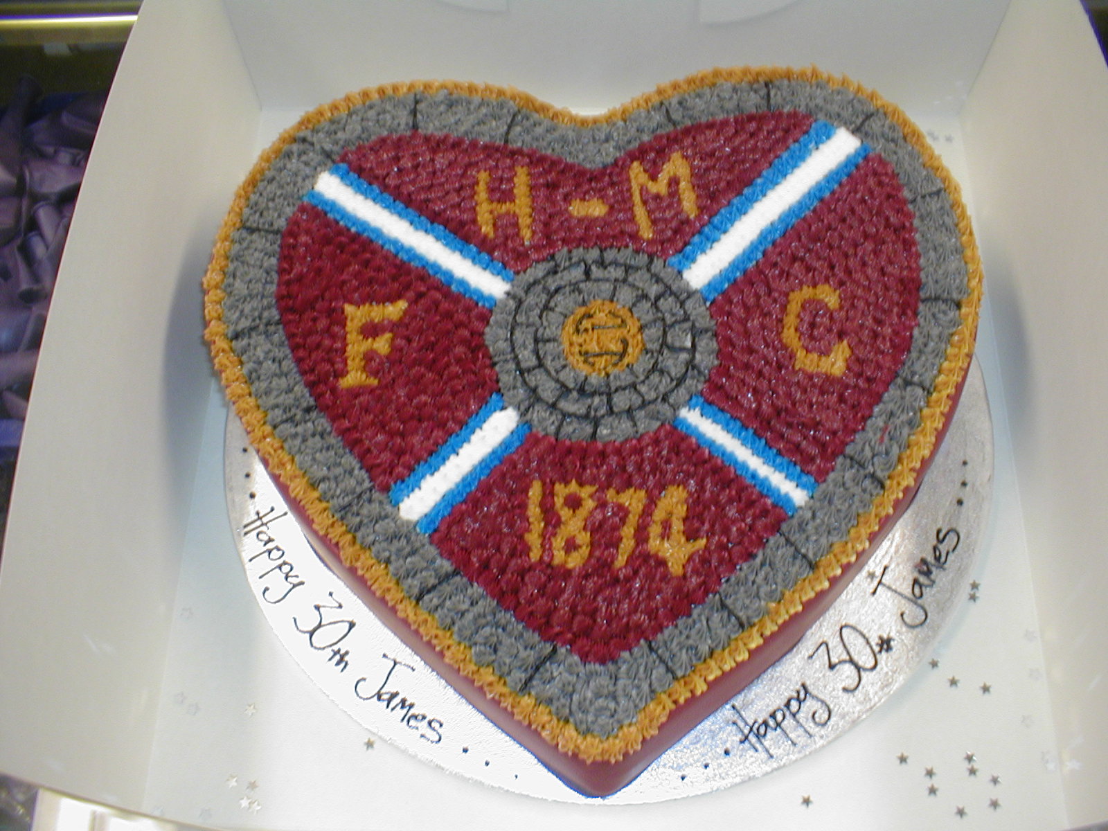 Hearts Crest Cake