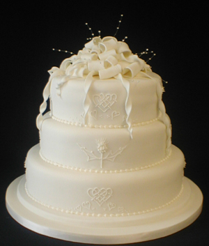 Celtic Charm Wedding Cake